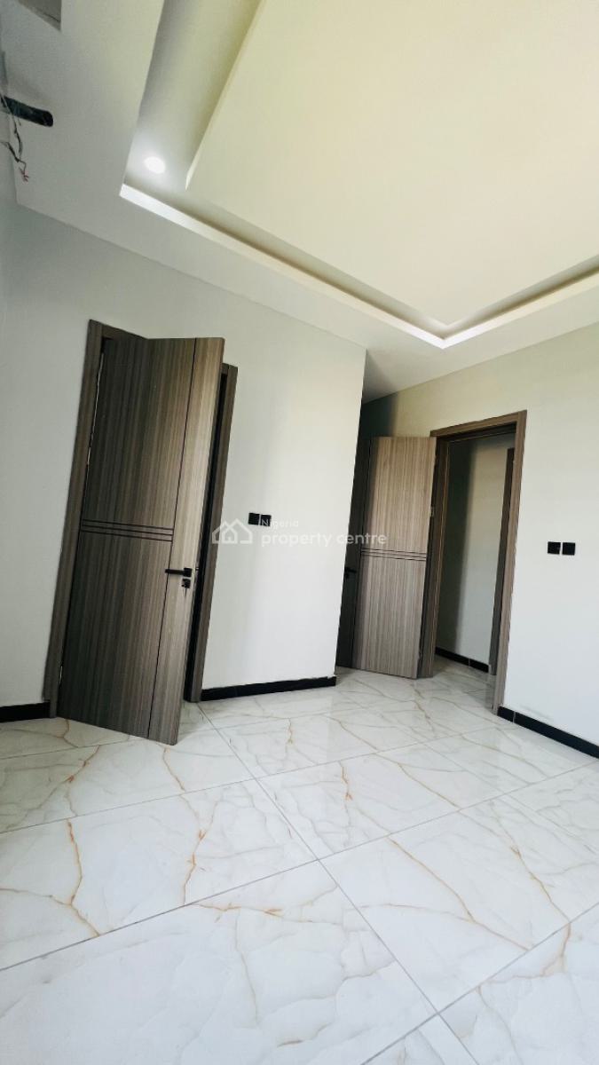 Brand New 2bedroom Apartment, Lekki Phase 1, Lekki, Lagos, Flat / Apartment for Rent