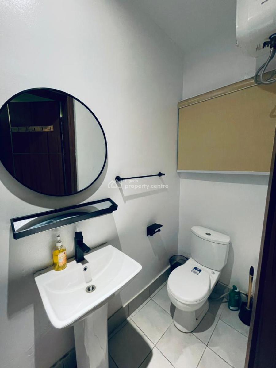 Beautifully Furnished 2 Bedroom Duplex with Ps5, Richmond Gate, Lekki, Lagos, House Short Let
