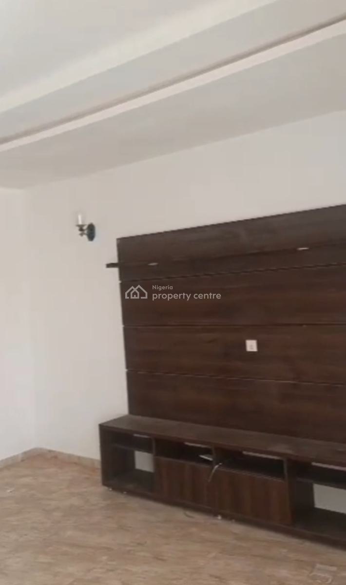 Over Spaciously Built 3 Bedrooms Flat, Very Clean 5m Annum, Gaduwa, Abuja, Flat / Apartment for Rent