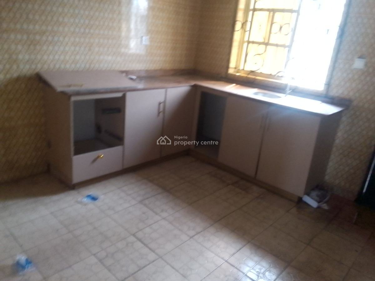 Spacious Luxury 3 Bedroom Flat with Excellent Features, Newtown Estate Rd, Ogombo, Ajah, Lagos, Flat / Apartment for Rent