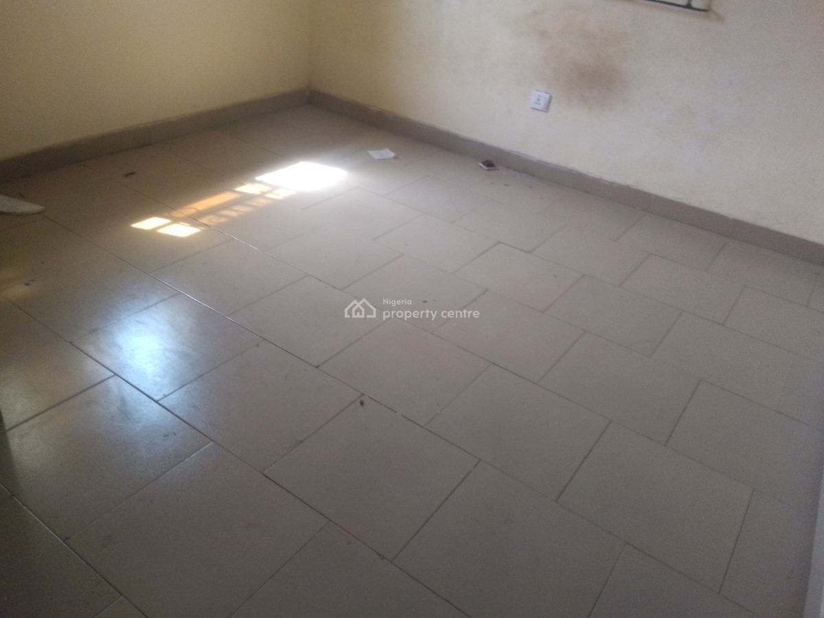 Spacious Luxury 3 Bedroom Flat with Excellent Features, Newtown Estate Rd, Ogombo, Ajah, Lagos, Flat / Apartment for Rent