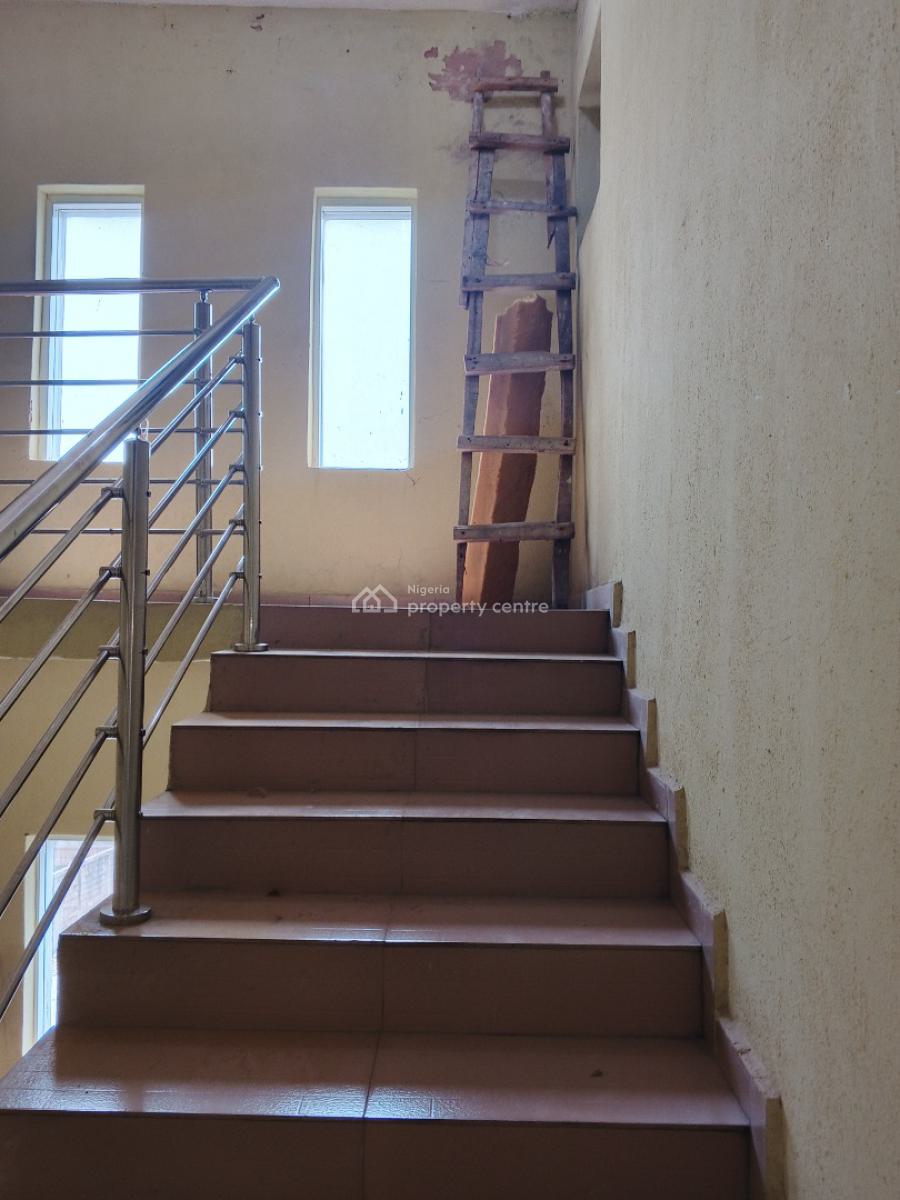 a Standard and Spacious Miniflat Available in a Serene Area, Alagomeji, Alagomeji, Yaba, Lagos, Mini Flat (room and Parlour) for Rent