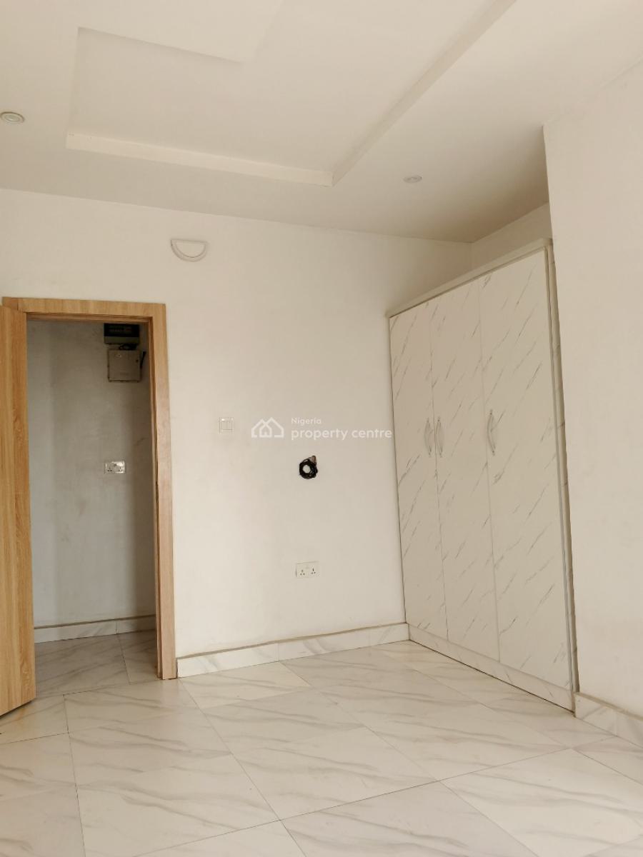 a Standard and Spacious Miniflat Available in a Serene Area, Alagomeji, Alagomeji, Yaba, Lagos, Mini Flat (room and Parlour) for Rent