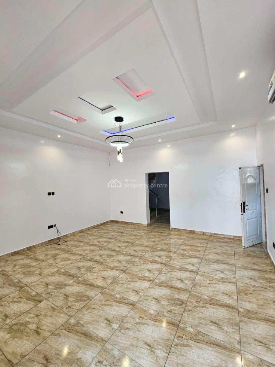 4bedrooms Semi Detached Duplex with Bq, Ajah, Lagos, Semi-detached Duplex for Rent