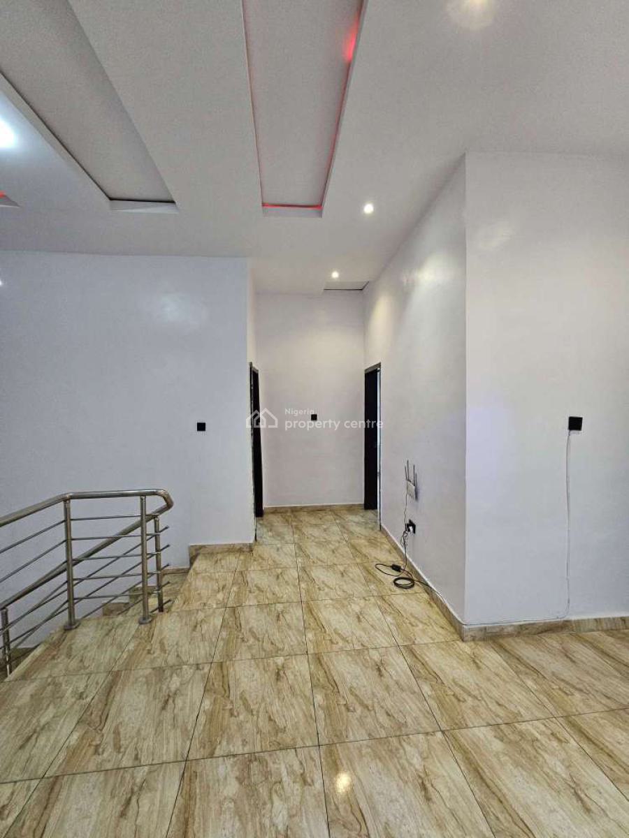 4bedrooms Semi Detached Duplex with Bq, Ajah, Lagos, Semi-detached Duplex for Rent