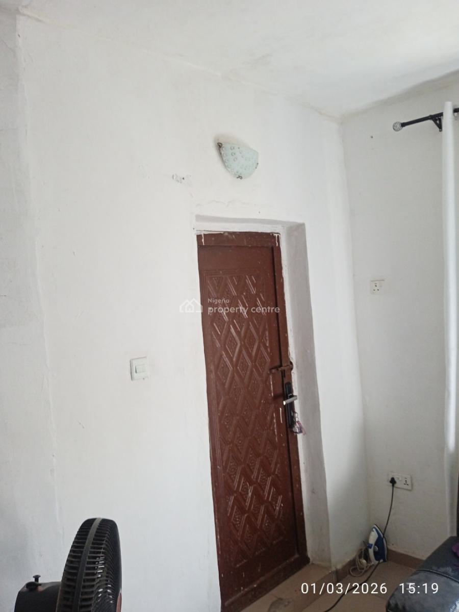 Female Needed to Share a Self Contain, Sangotedo, Ajah, Lagos, Self Contain (single Rooms) for Rent