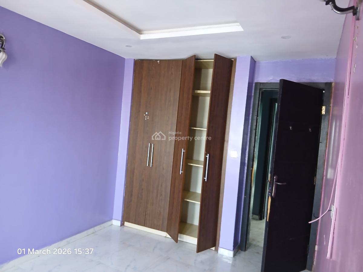 a Lovely Spacious 3 Bedroom Flat Ensuite with Bq, Off Herbert Macaulay Way, Alagomeji, Yaba, Lagos, Flat / Apartment for Sale