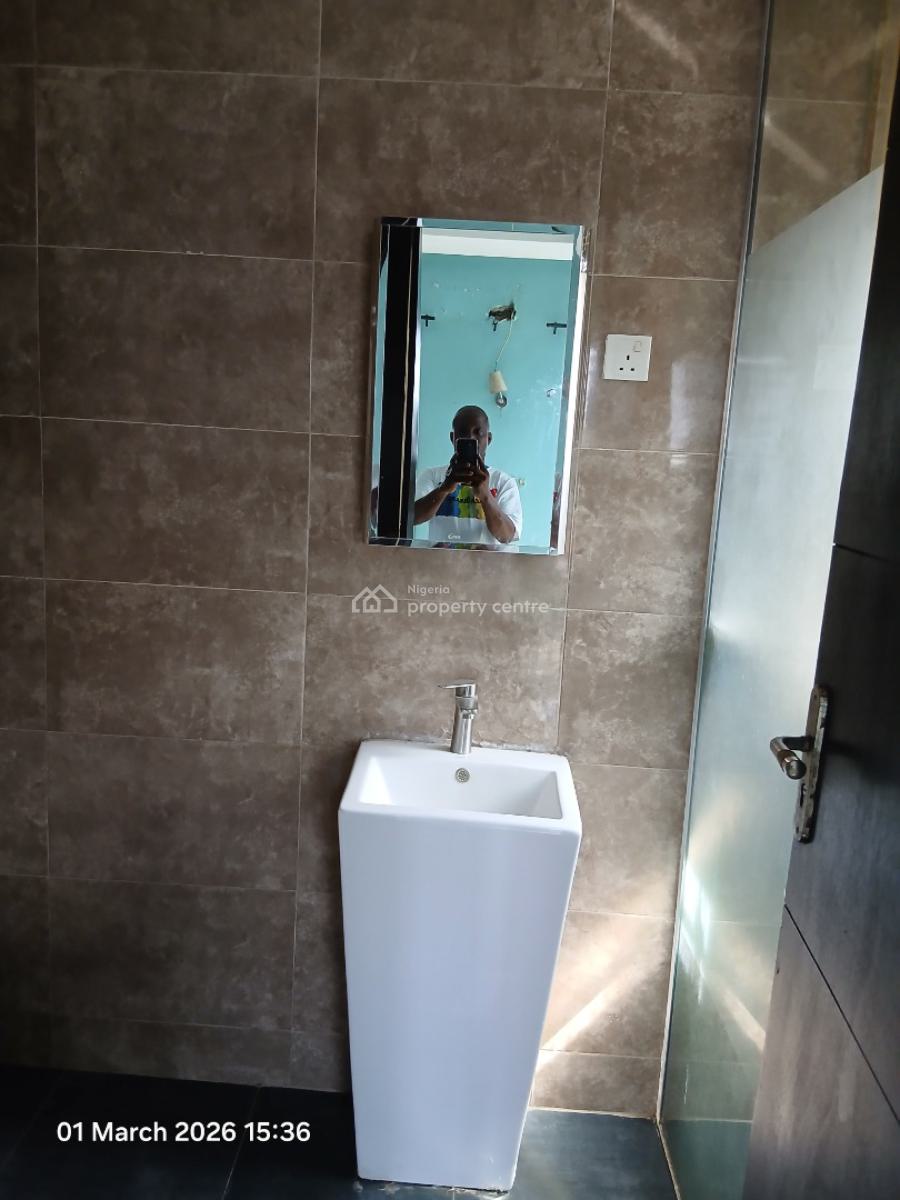 a Lovely Spacious 3 Bedroom Flat Ensuite with Bq, Off Herbert Macaulay Way, Alagomeji, Yaba, Lagos, Flat / Apartment for Sale