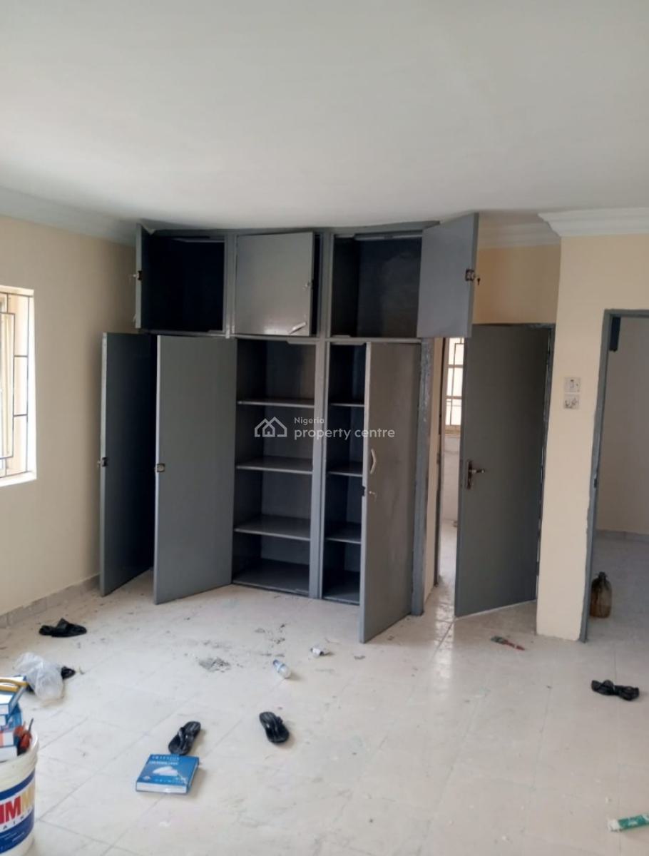 Renovated 4 Bedroom Semi Detached Duplex+ 2bq, Adeniyi Jones, Ikeja, Lagos, Semi-detached Duplex for Rent