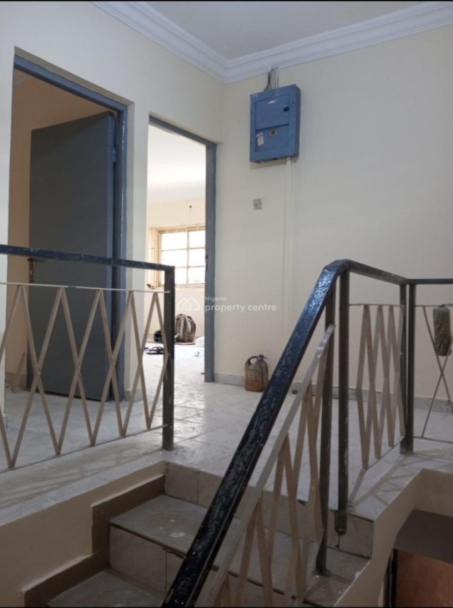 Renovated 4 Bedroom Semi Detached Duplex+ 2bq, Adeniyi Jones, Ikeja, Lagos, Semi-detached Duplex for Rent