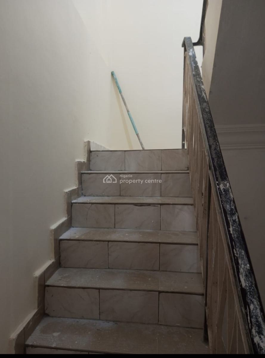 Renovated 4 Bedroom Semi Detached Duplex+ 2bq, Adeniyi Jones, Ikeja, Lagos, Semi-detached Duplex for Rent