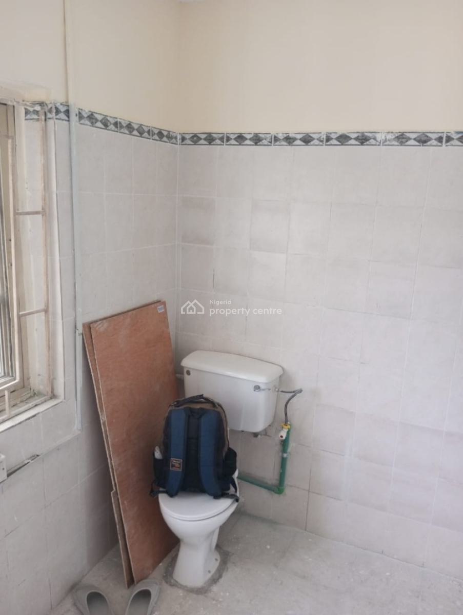 Renovated 4 Bedroom Semi Detached Duplex+ 2bq, Adeniyi Jones, Ikeja, Lagos, Semi-detached Duplex for Rent