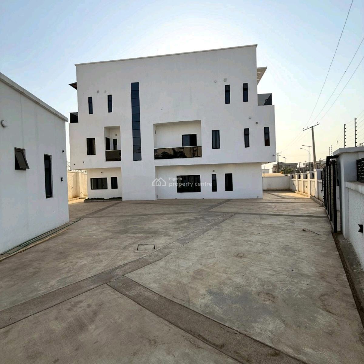 7 Bedroom Detached Duplex 2 Rooms Bq, Asokoro District, Abuja, House for Sale
