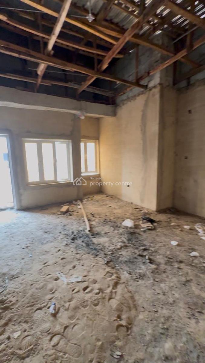 Luxury 3-bedroom Terrace Duplex Lugbe Abuja, Voice of Nigeria Road Lugbe, Lugbe District, Abuja, Terraced Duplex for Sale