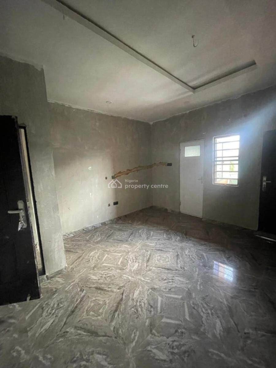 Apartment for 20 Years Lease, Yaba, Lagos, Flat / Apartment for Rent