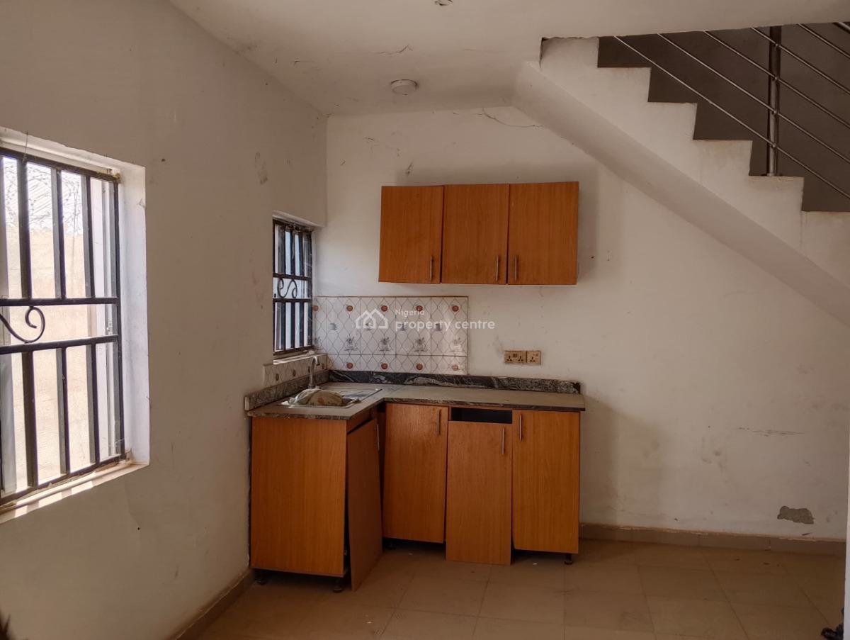 One Bedroom Flat, Dogongoda, Lokogoma District, Abuja, Flat / Apartment for Rent