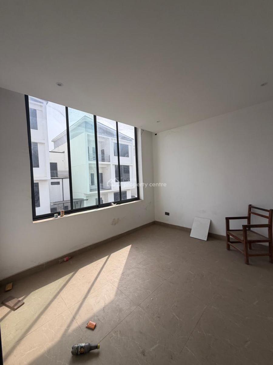 Luxury 5-bedroom Semi-detached Duplex with 2 Bq, Asokoro District, Abuja, Semi-detached Duplex for Rent