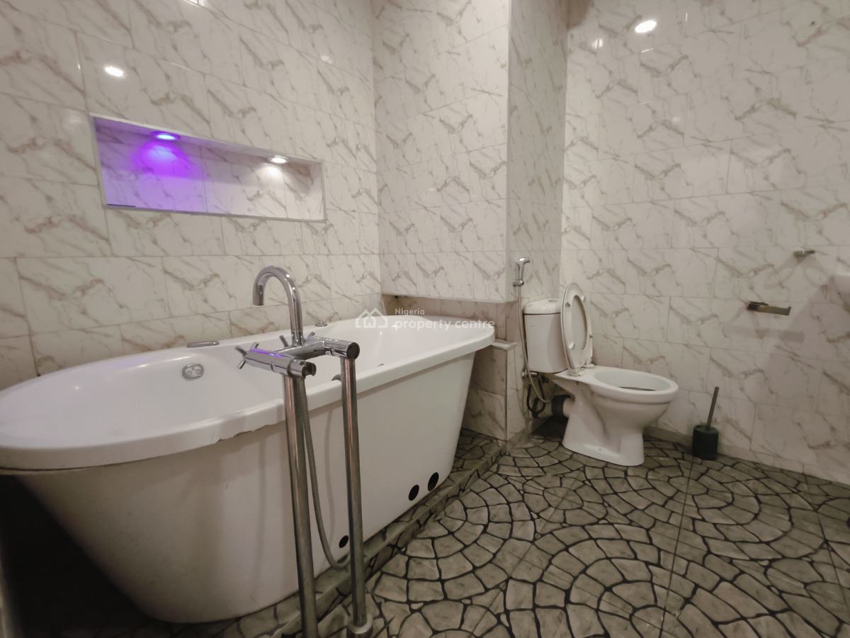 3 Bedroom Apartment, Lekki Phase 1, Lekki Phase 1, Lekki, Lagos, Flat / Apartment for Rent