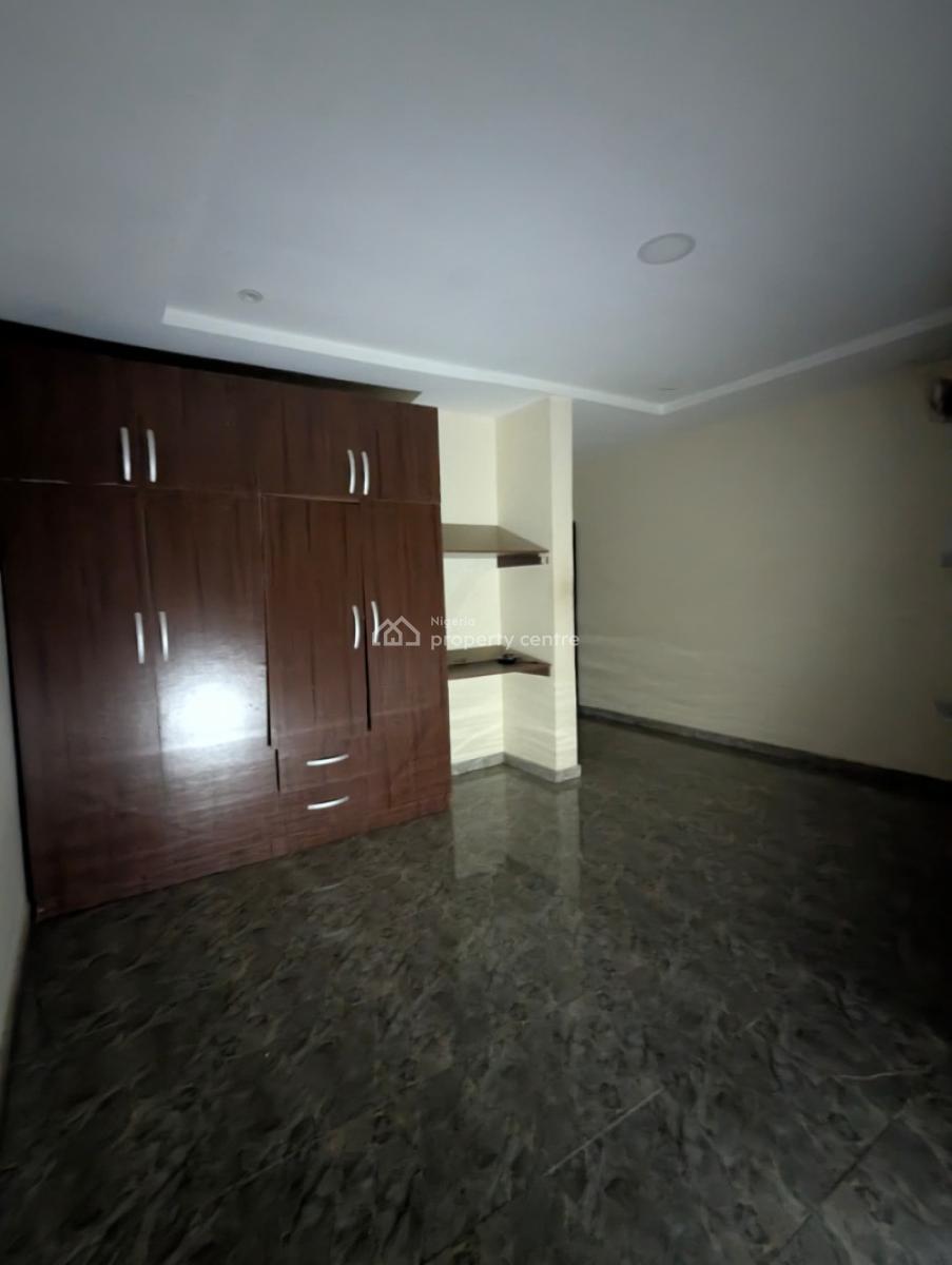 Move-in Ready: Contemporary 2-bedroom Spacious Apartment., Ogombo, Ajah, Lagos, Flat / Apartment for Rent