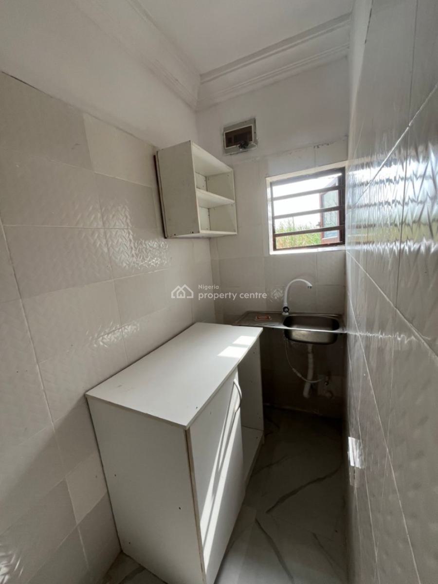 Brand New Luxury 1bedroom Flat, Treasure Estate/hopeville Estate, Skymall Area, Opposite Thera Annex, Ajah, Lagos, Flat / Apartment for Rent