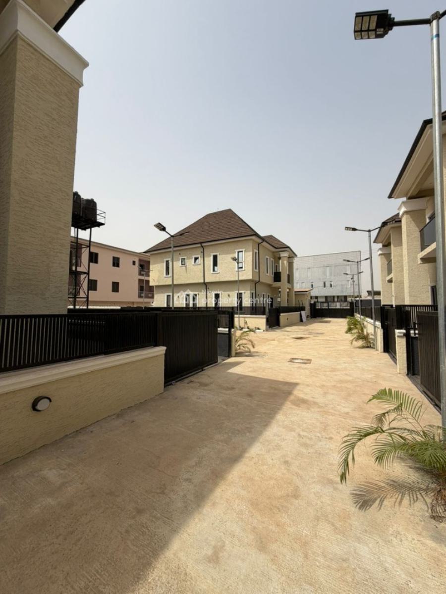 4 Beds Duplex with Bq Detached N370m Semidetached N350m Tarred Roads, Gaduwa Abuja, Gaduwa, Abuja, Detached Duplex for Sale