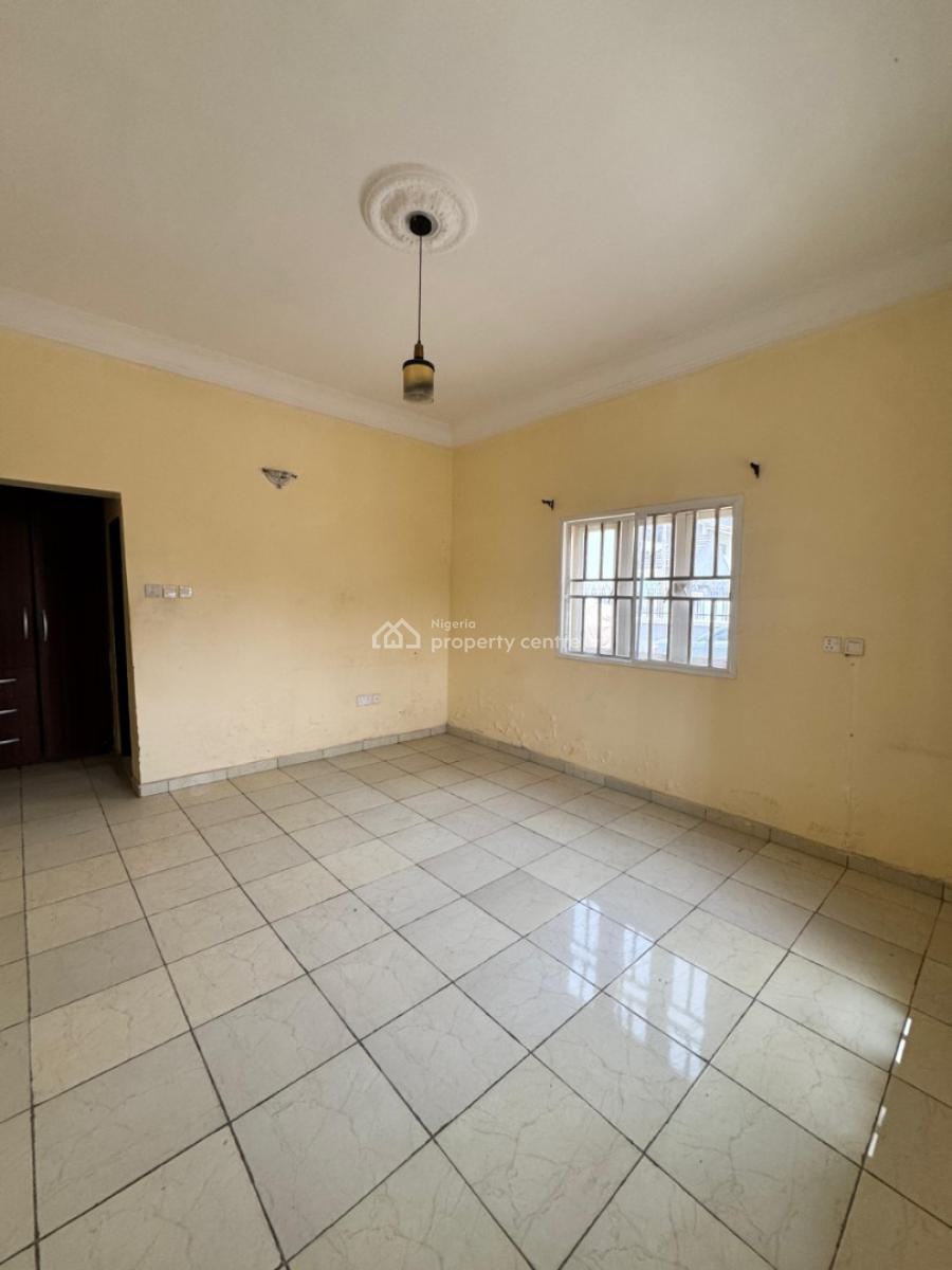 Standard 3 Bedrooms Flat, Lifecamp Main, Life Camp, Abuja, Flat / Apartment for Rent