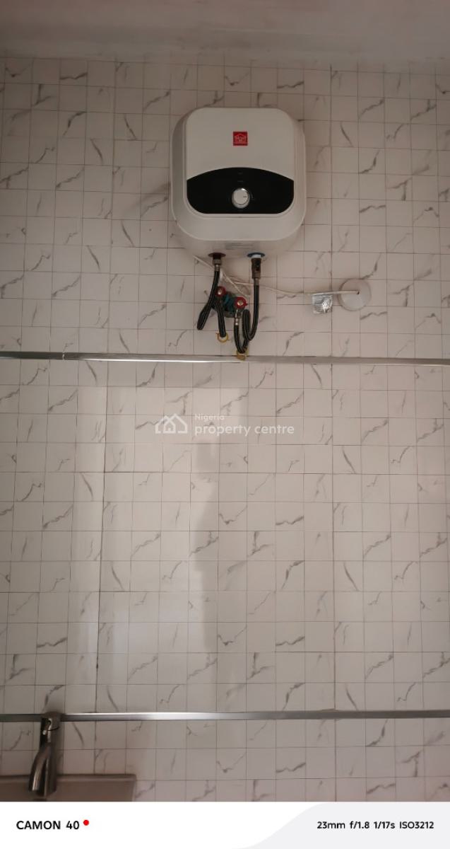 Clean 2 Bedroom Flat, Jabi Evirons, Jabi, Abuja, Flat / Apartment for Rent