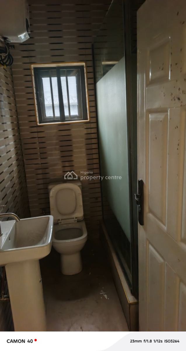 Clean 2 Bedroom Flat, Jabi Evirons, Jabi, Abuja, Flat / Apartment for Rent