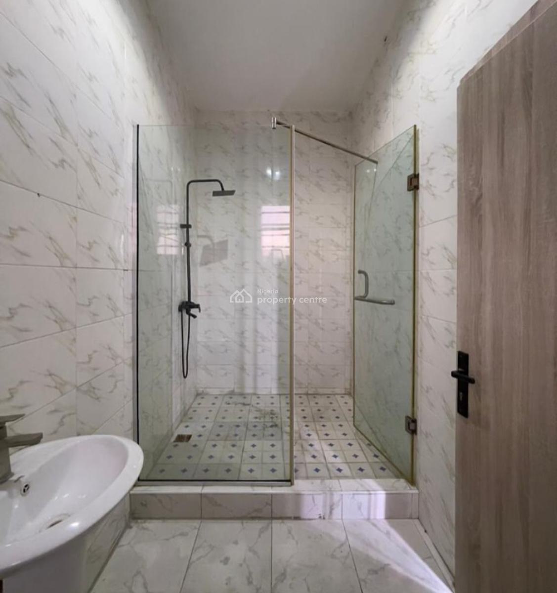 Sharp 4bedroom Duplex with Bq, Secured Estate, Osapa, Lekki, Lagos, Semi-detached Duplex for Rent