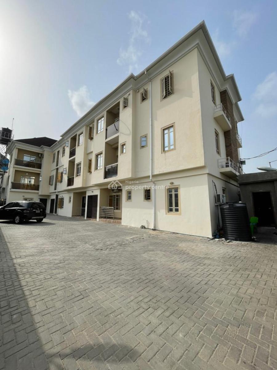Serviced & Renovated 2 Bedroom Apartment at Chevron., Bera Estate Chevron, Lekki, Lagos, Flat / Apartment for Rent