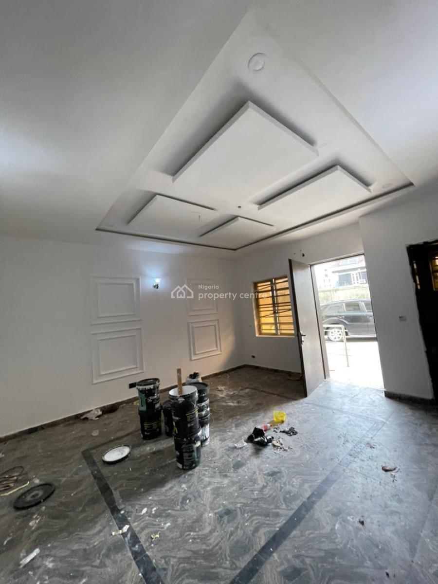 Serviced & Renovated 2 Bedroom Apartment at Chevron., Bera Estate Chevron, Lekki, Lagos, Flat / Apartment for Rent