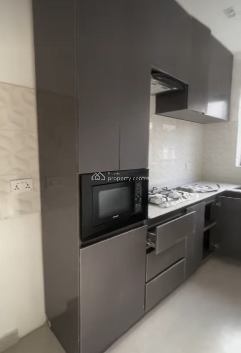 Brand New and Serviced 1 Bedroom En-suite Flat with an Enclosed Fitted, Ikate, Lekki, Lagos, Mini Flat (room and Parlour) for Rent