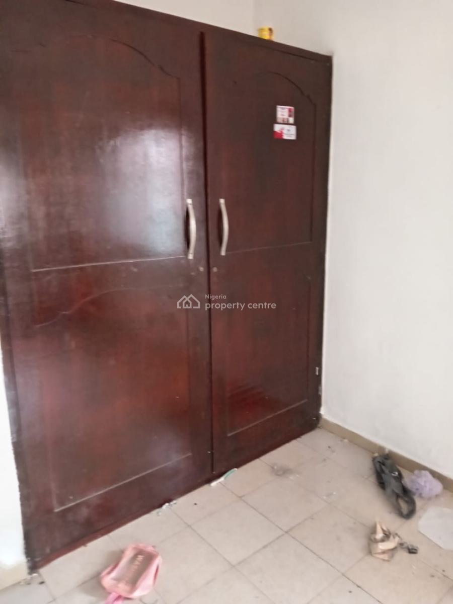 Well Maintained 3 Bedroom Apartment in an Estate, Oregun, Ikeja, Lagos, Flat / Apartment for Rent