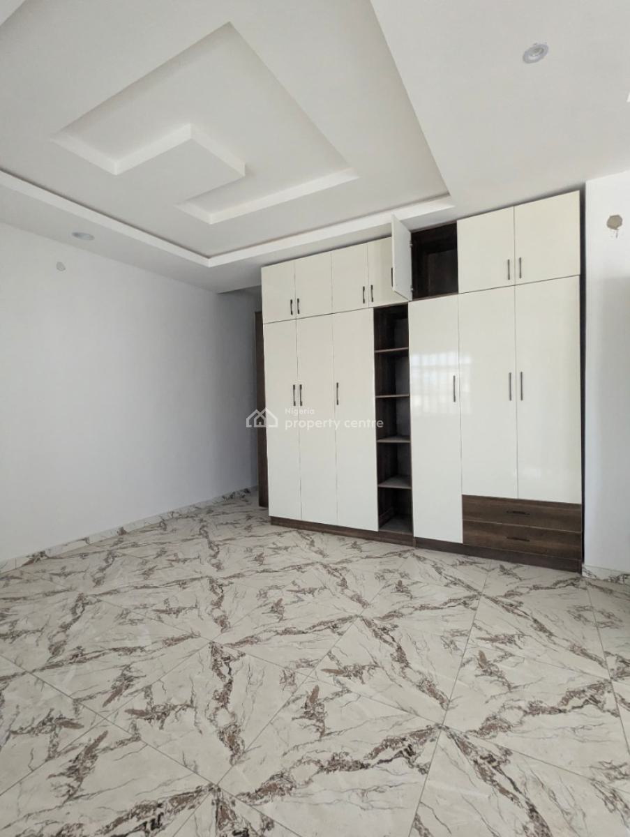 Own Ultra-modern 5-bed Mansion in Lekki Scheme 2 ​4 Living Rooms. 5 En, Lekki Scheme 2, Ajah, Lagos, Detached Duplex for Sale