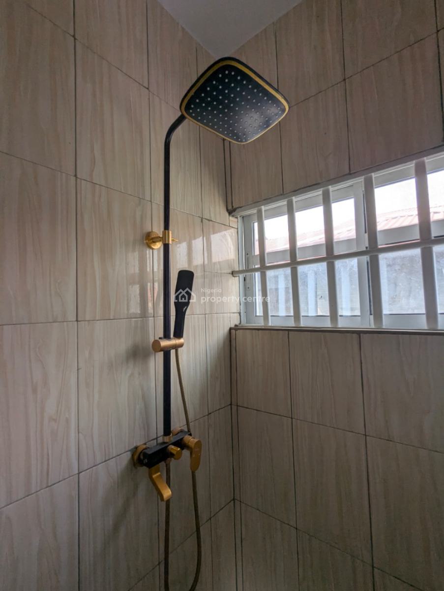 Own Ultra-modern 5-bed Mansion in Lekki Scheme 2 ​4 Living Rooms. 5 En, Lekki Scheme 2, Ajah, Lagos, Detached Duplex for Sale