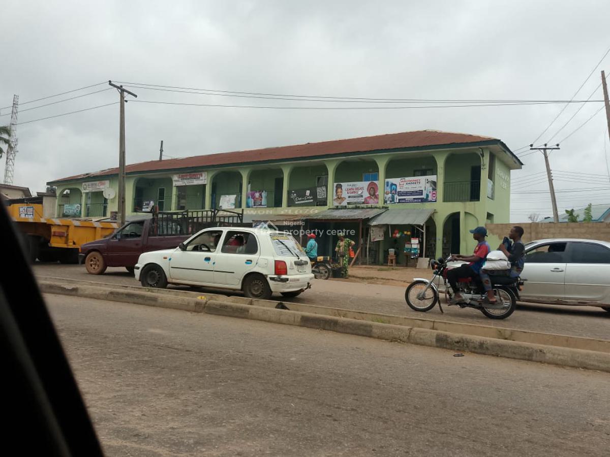 20 Shops Shopping Complex Sango/eleyele Road Ibadan, Sango/eleyele Road Ibadan, Eleyele, Ibadan, Oyo, Shop for Sale