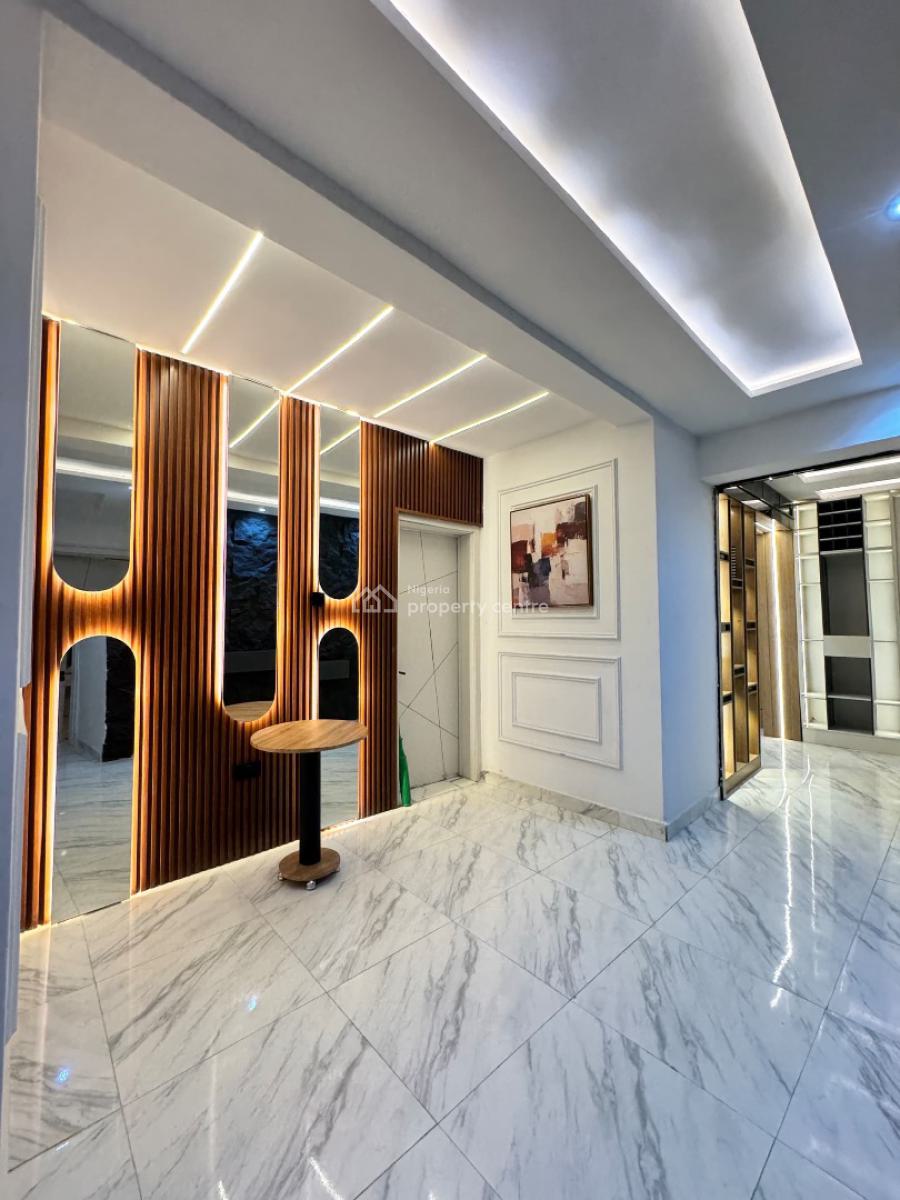 Luxury Smart 2 Bedroom Furnished and Serviced Apartment, Zone 5, Wuse, Abuja, Flat / Apartment Short Let