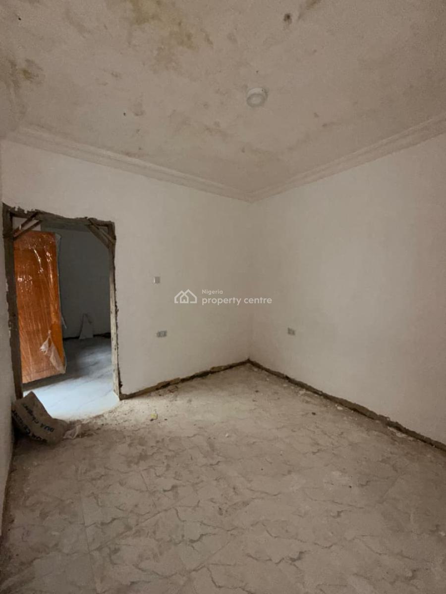 Discover a Prime Investment Opportunity (one-bedroom), Shomolu, Lagos, Shomolu, Lagos, Mini Flat (room and Parlour) for Rent