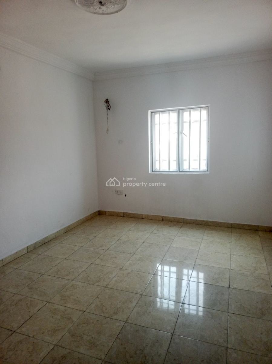 Luxury Newly Built 3 Bedroom Apartment with Bq Upstairs, Mobil Road Ilaje Close to The Bus Stop, Ilaje, Ajah, Lagos, Flat / Apartment for Rent