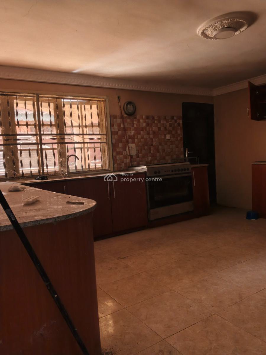a Lovely Very Spacious Room Self Contain in a Duplex Shared Apartment, Owode Off Langbasa Road Owode, Ado, Ajah, Lagos, Self Contain (single Rooms) for Rent