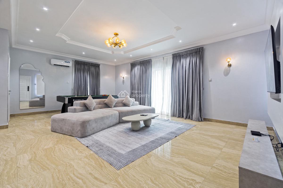 Luxury 3 Bedroom with a Pool, Swimming Pool, Parkview Estate, Ikoyi, Lagos, Flat / Apartment Short Let