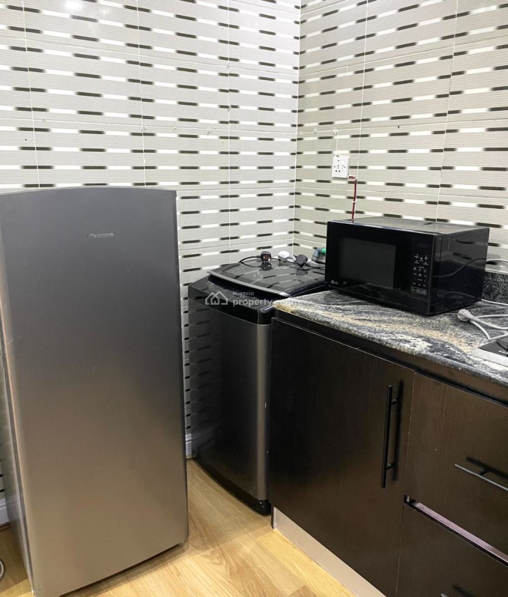 Luxury 3-bedroom Apartment with Wifi and Fitted Kitchen, Secured Environment, Smart Tvs , 24/7 Power Supply and Lots More, Allen, Ikeja, Lagos, Flat / Apartment Short Let