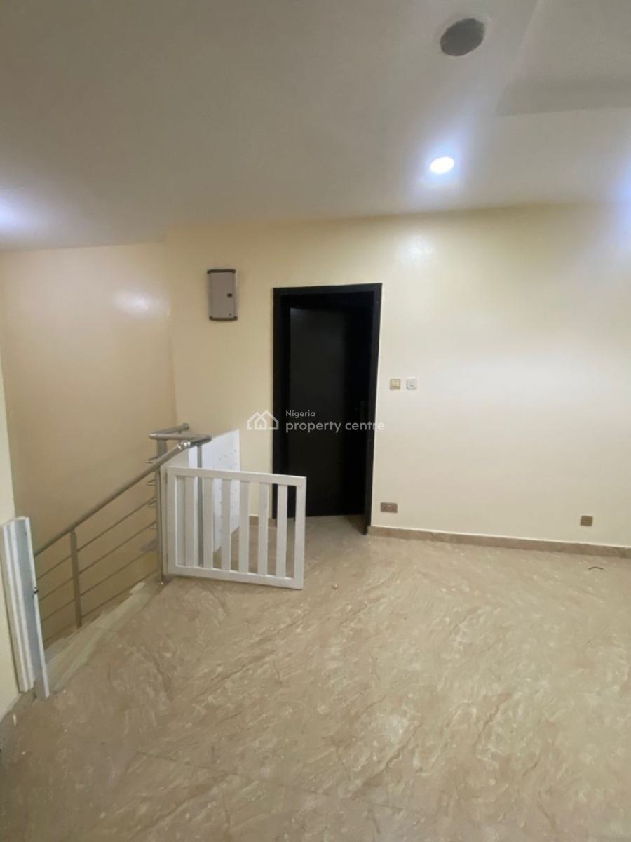 Self-serviced 3-bedroom Semi-detached House, Chevy View Estate, Lekki, Lagos, Semi-detached Duplex for Rent