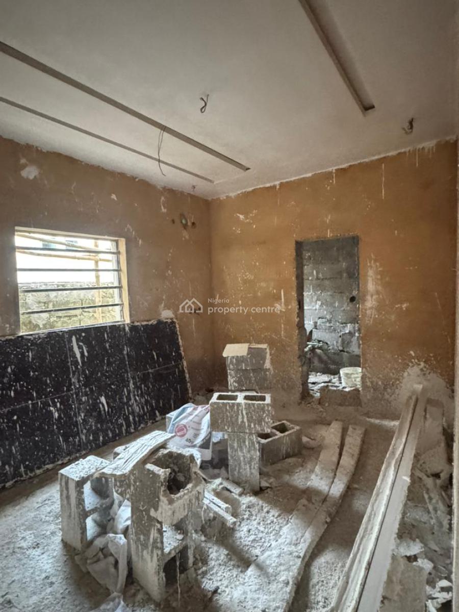 a Purpose-built Investment Property (one- Bedroom Apartment), Obanikoro, Lagos, Obanikoro, Shomolu, Lagos, Mini Flat (room and Parlour) for Rent