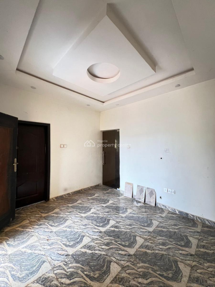 Well Built 4 Bedroom Bungalow with Bq, Ample Car Pack, Well Designed 4 Bedroom Bungalow in a Smart Area of Ikorodu Lagos, Adamo, Ikorodu, Lagos, Detached Bungalow for Sale