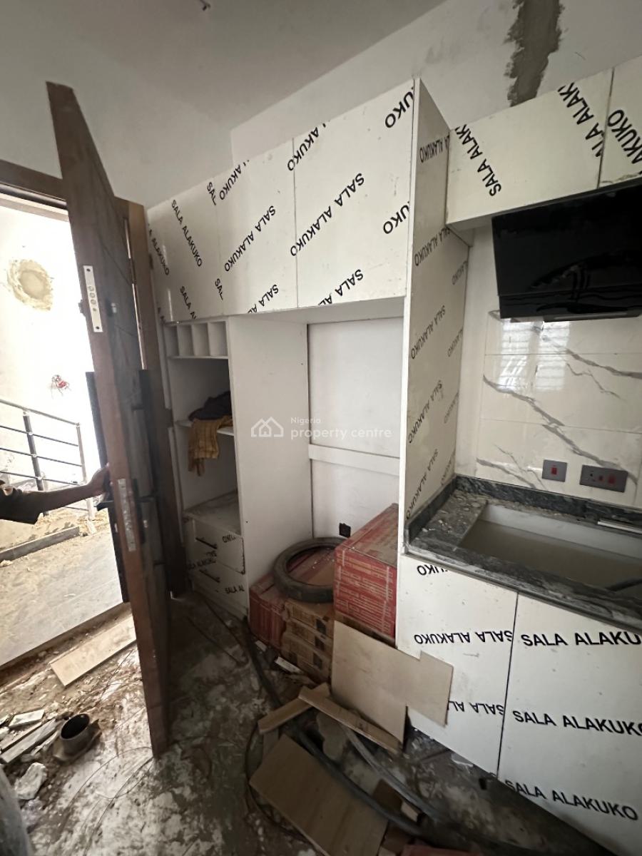 Contemporary 1-bedroom Apartment, Igbo Efon, Lekki, Lagos, Flat / Apartment for Sale