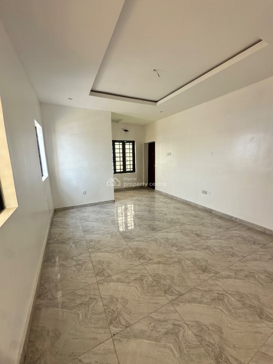 Spacious 1 Bedroom Apartment, Ologolo, Lekki, Lagos, Flat / Apartment for Sale