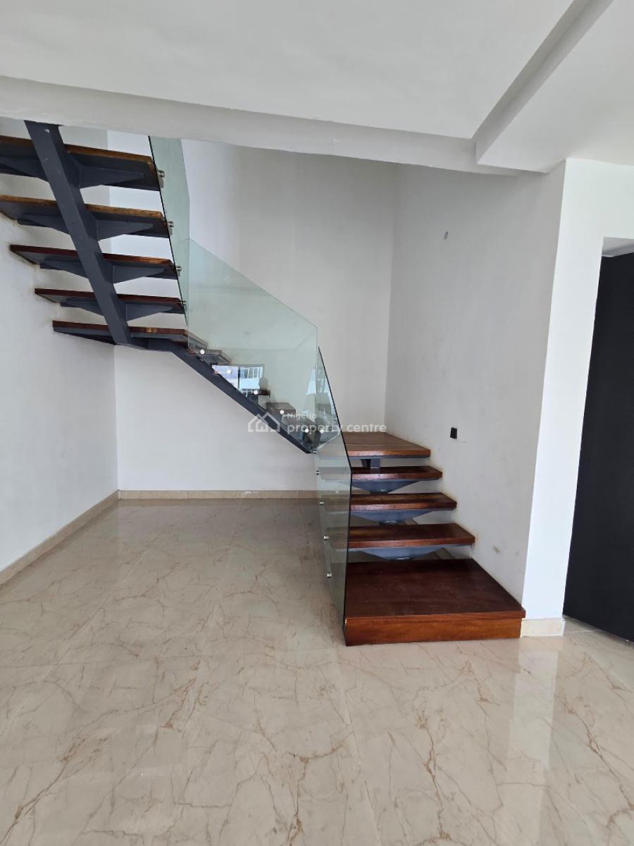 Elegant 4-bedroom Maisonette + Bq, Lekki Phase 1, Lekki, Lagos, Flat / Apartment for Sale