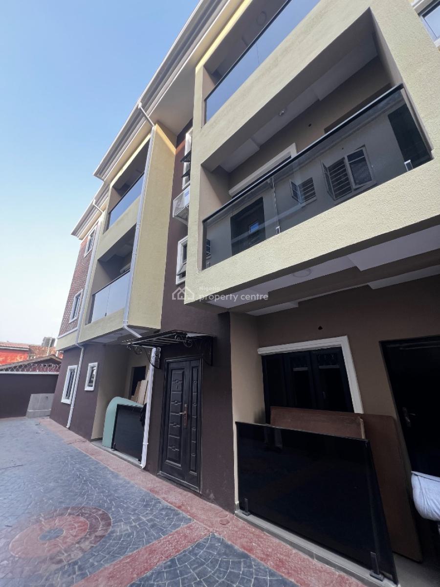 Newly Built Contemporary 2/bed Apartments, Shomolu, Shomolu, Lagos, Flat / Apartment for Rent