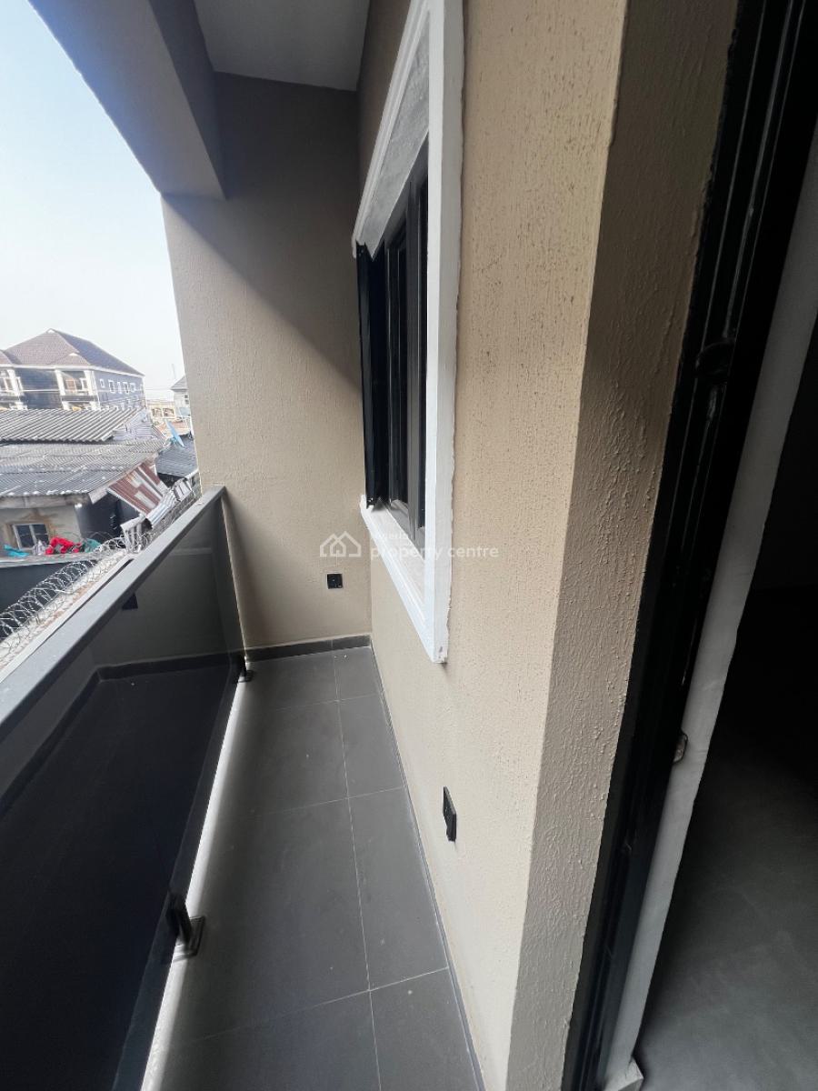 Newly Built Contemporary 2/bed Apartments, Shomolu, Shomolu, Lagos, Flat / Apartment for Rent